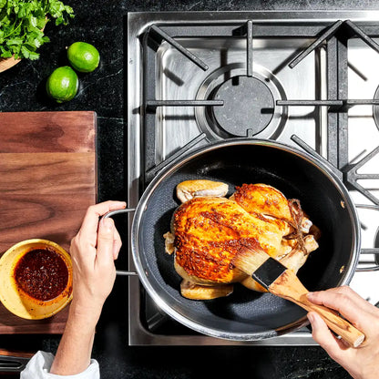 Hybrid Oval Dutch Oven, 6.5-Qt