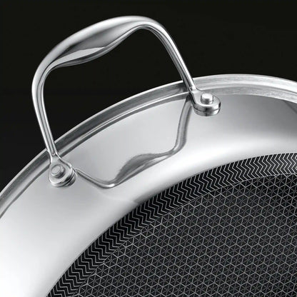 Hybrid Deep Sauté Pan with Lid, 5.5-Qt