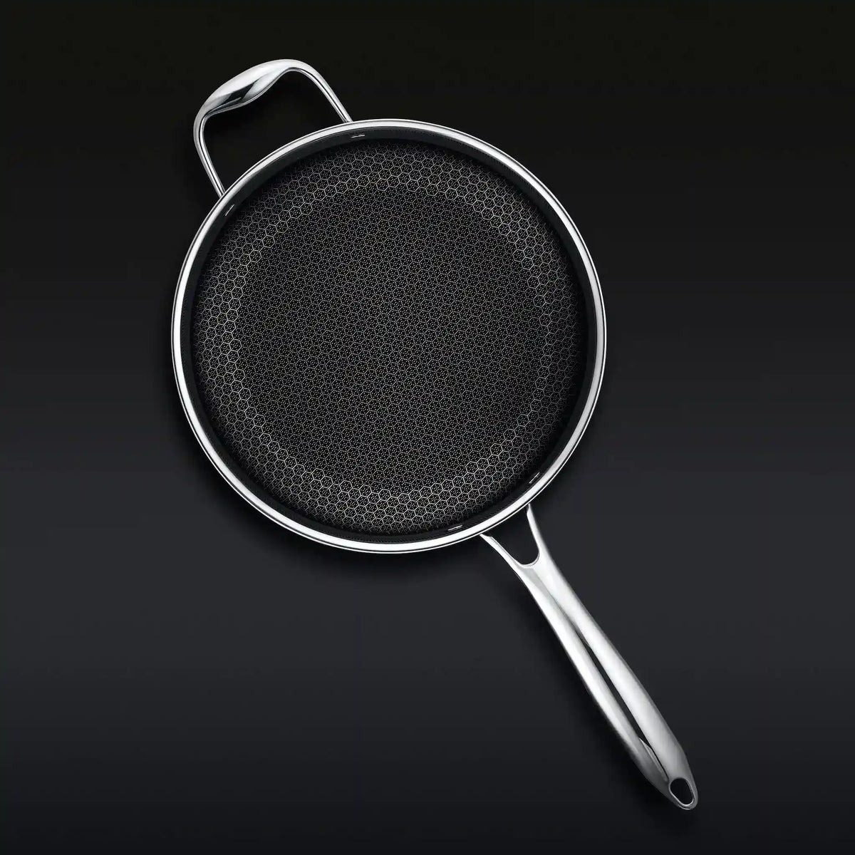 Hybrid Saucepan with Lid, 5-Qt